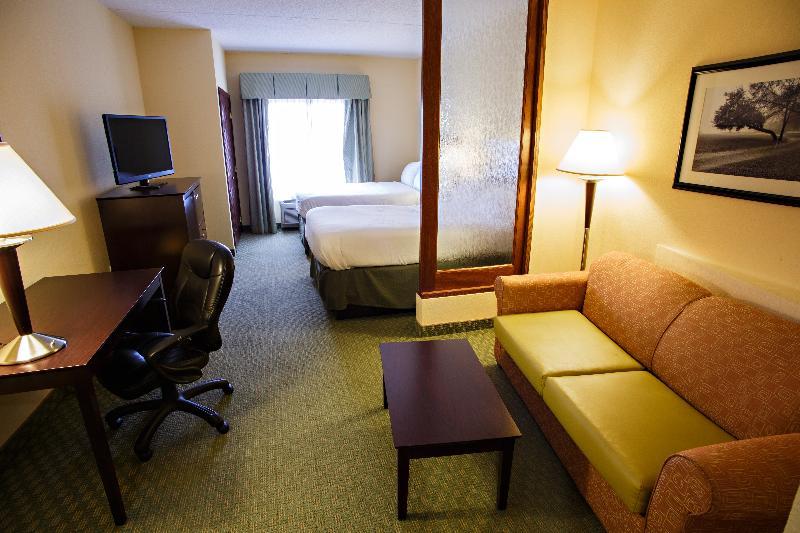Express & Harrisburg West Hotel Mechanicsburg